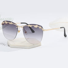 Load image into Gallery viewer, Fashion Frameless Sunglasses UV400